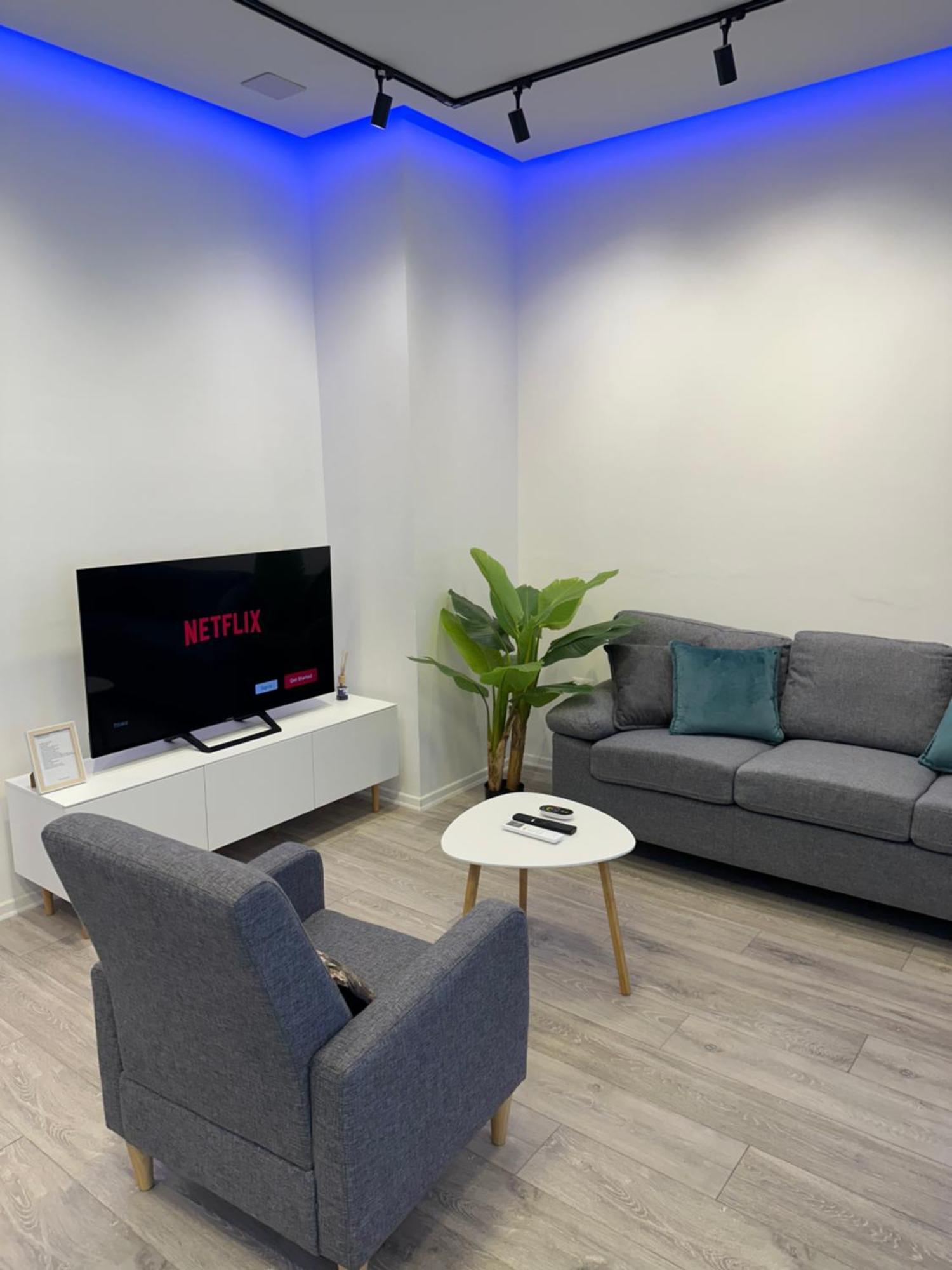 Sunflower Apartment Tiranë Ngoại thất bức ảnh