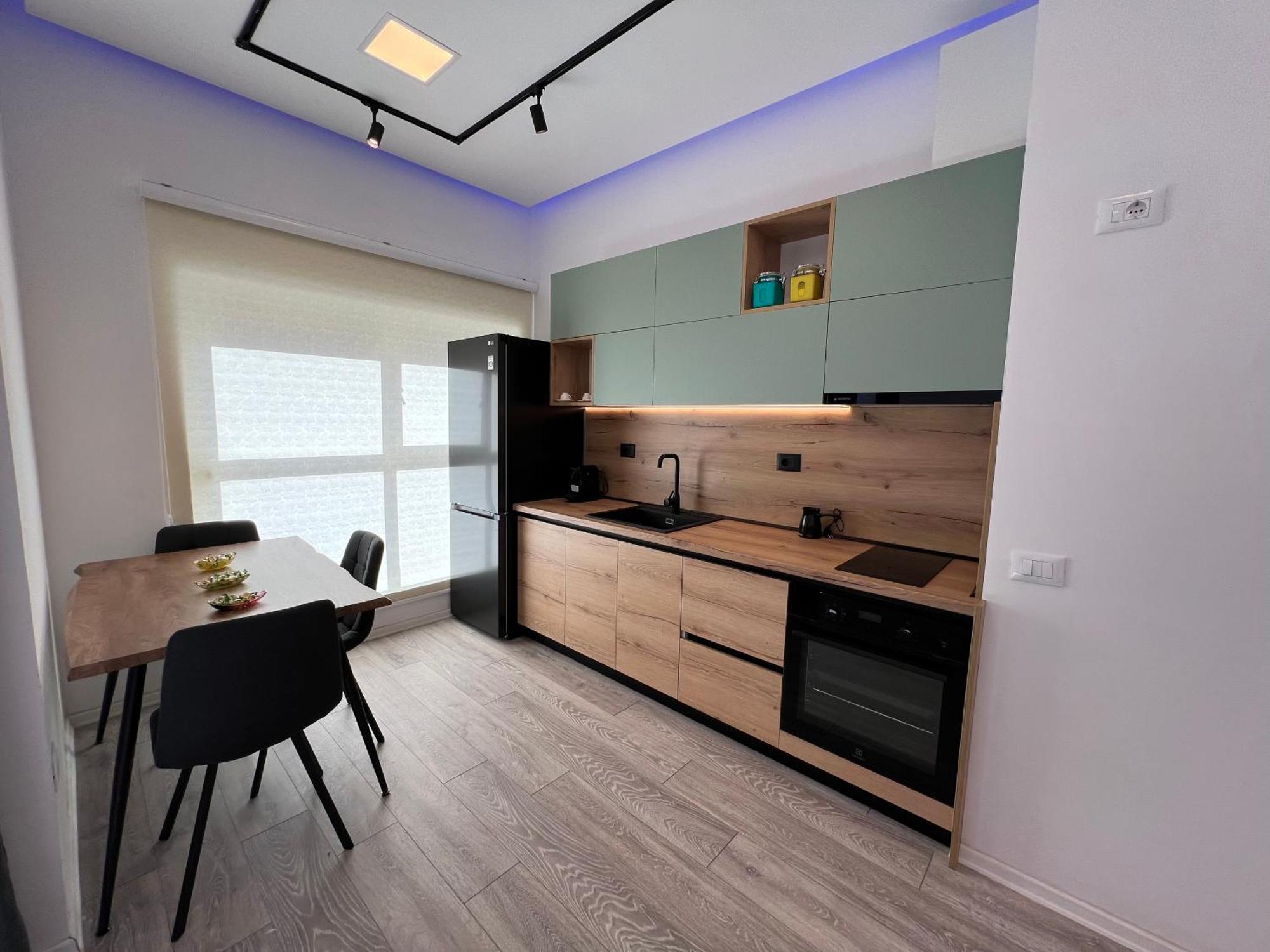 Sunflower Apartment Tiranë Ngoại thất bức ảnh