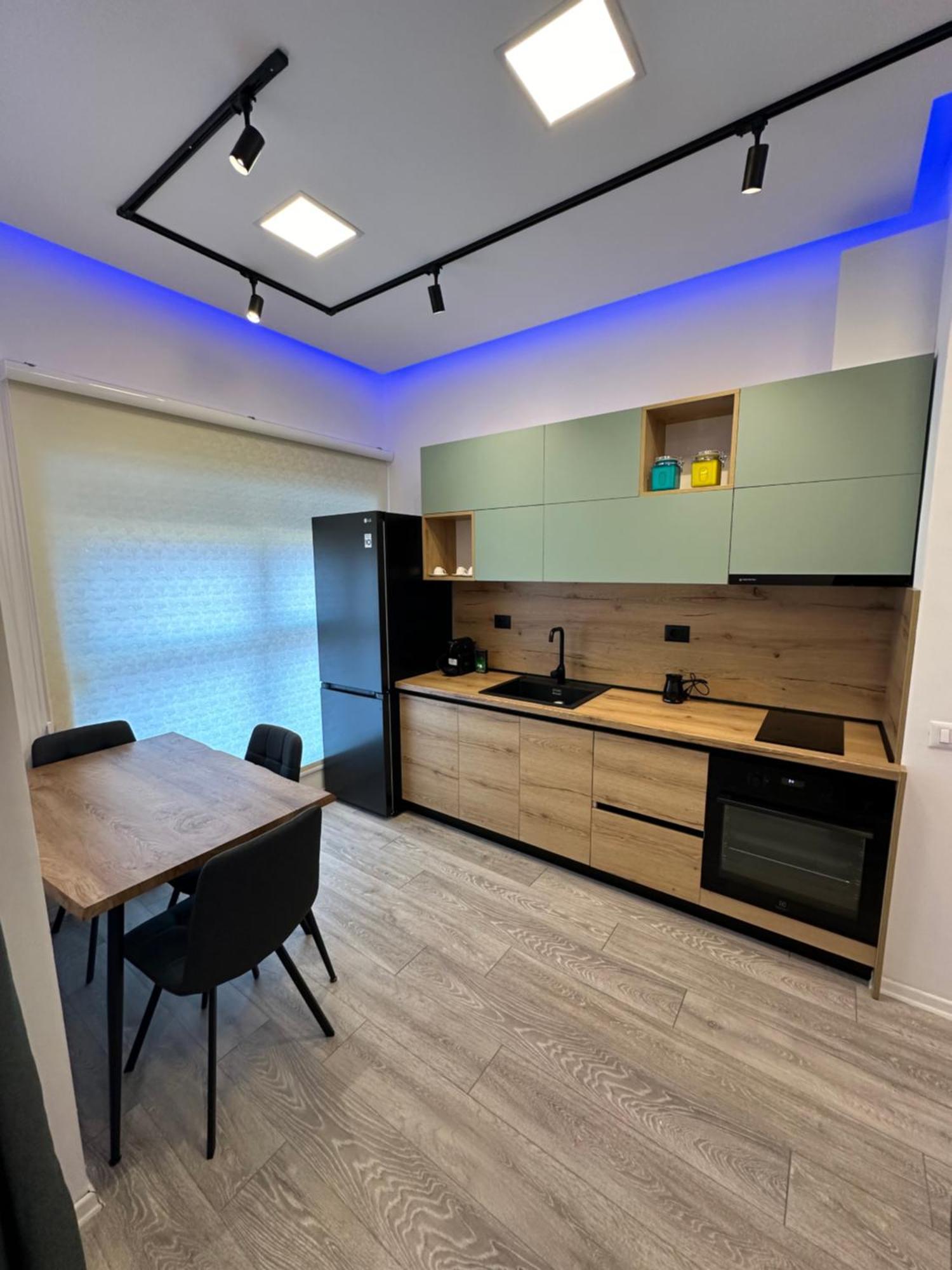 Sunflower Apartment Tiranë Ngoại thất bức ảnh